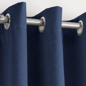 Eyelet