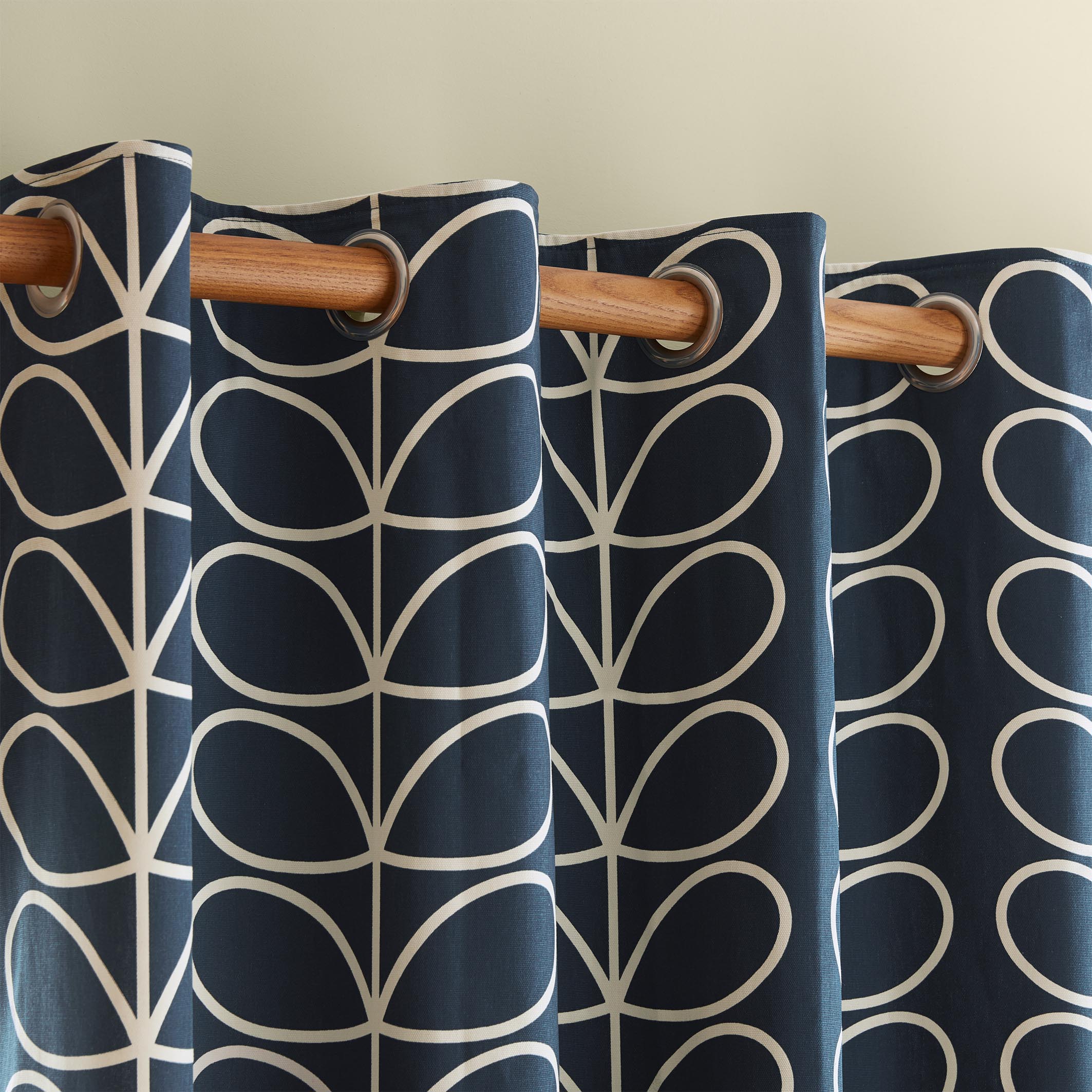 Orla Kiely Linear Stem Lined Eyelet Curtains - Whale - Image 3