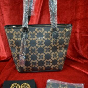 Fason London Ladies Shoulder Handbag and Matching Purse - Black/Gold