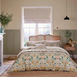 William Morris & Co Lodden Duvet Cover Bedding Set in Primrose