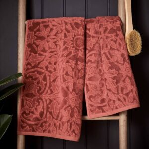 William Morris & Co St James Towels in Red