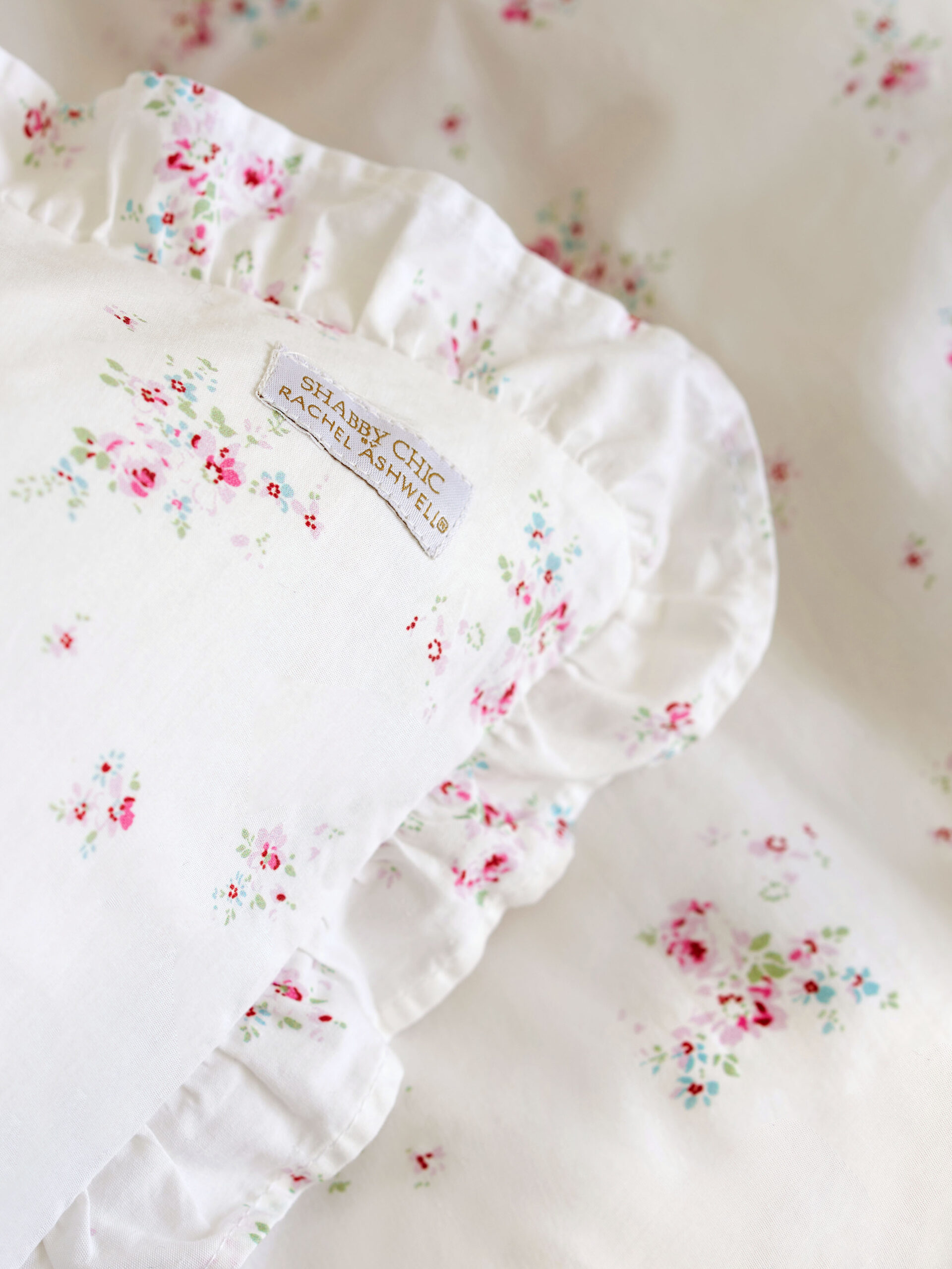 Rachel Ashwell Shabby Chic Rosabelle Bedding Set - Pink - Image 2
