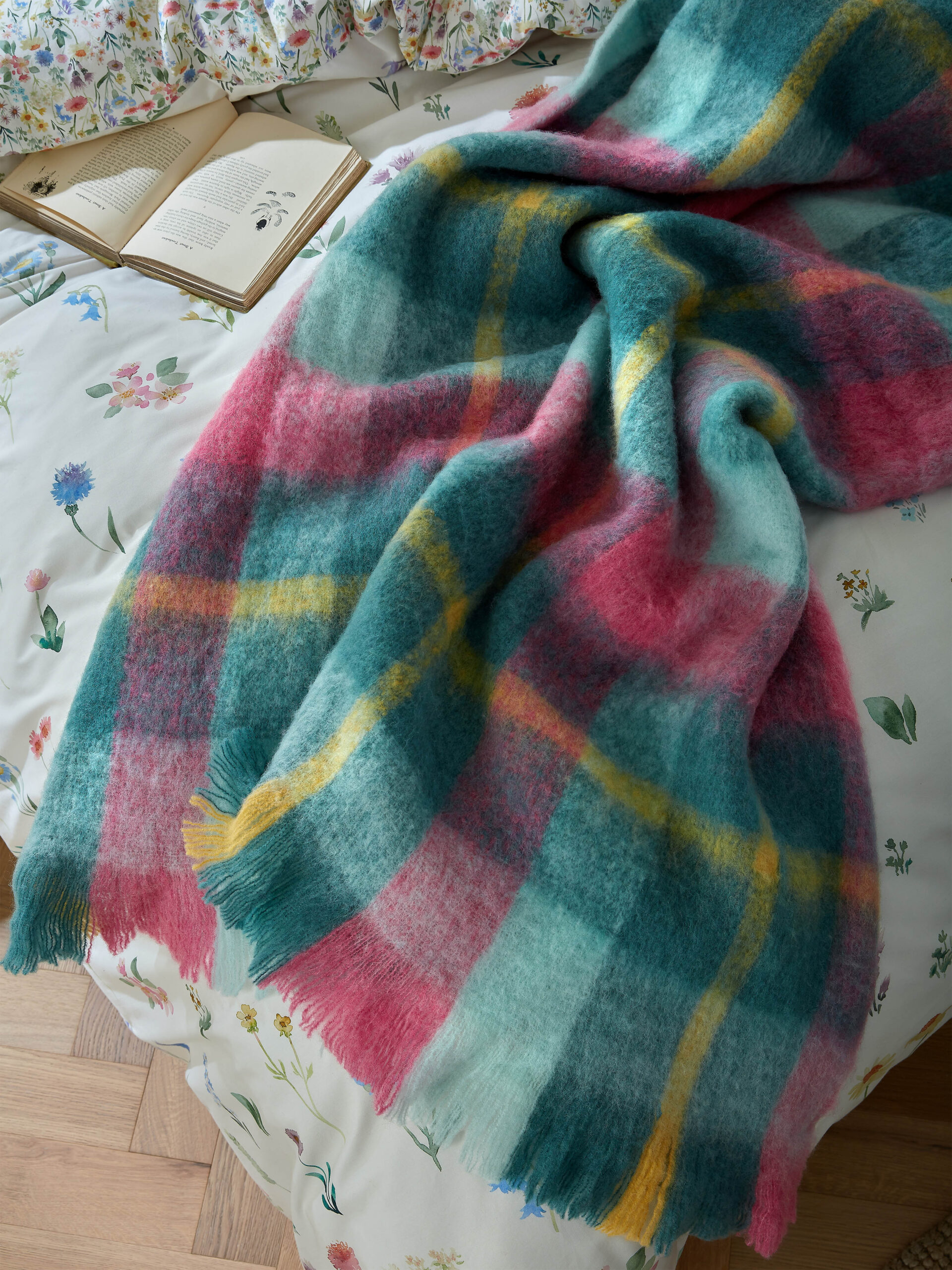 Bluebellgray Highland Check Throw 130x170cm - Teal Pink