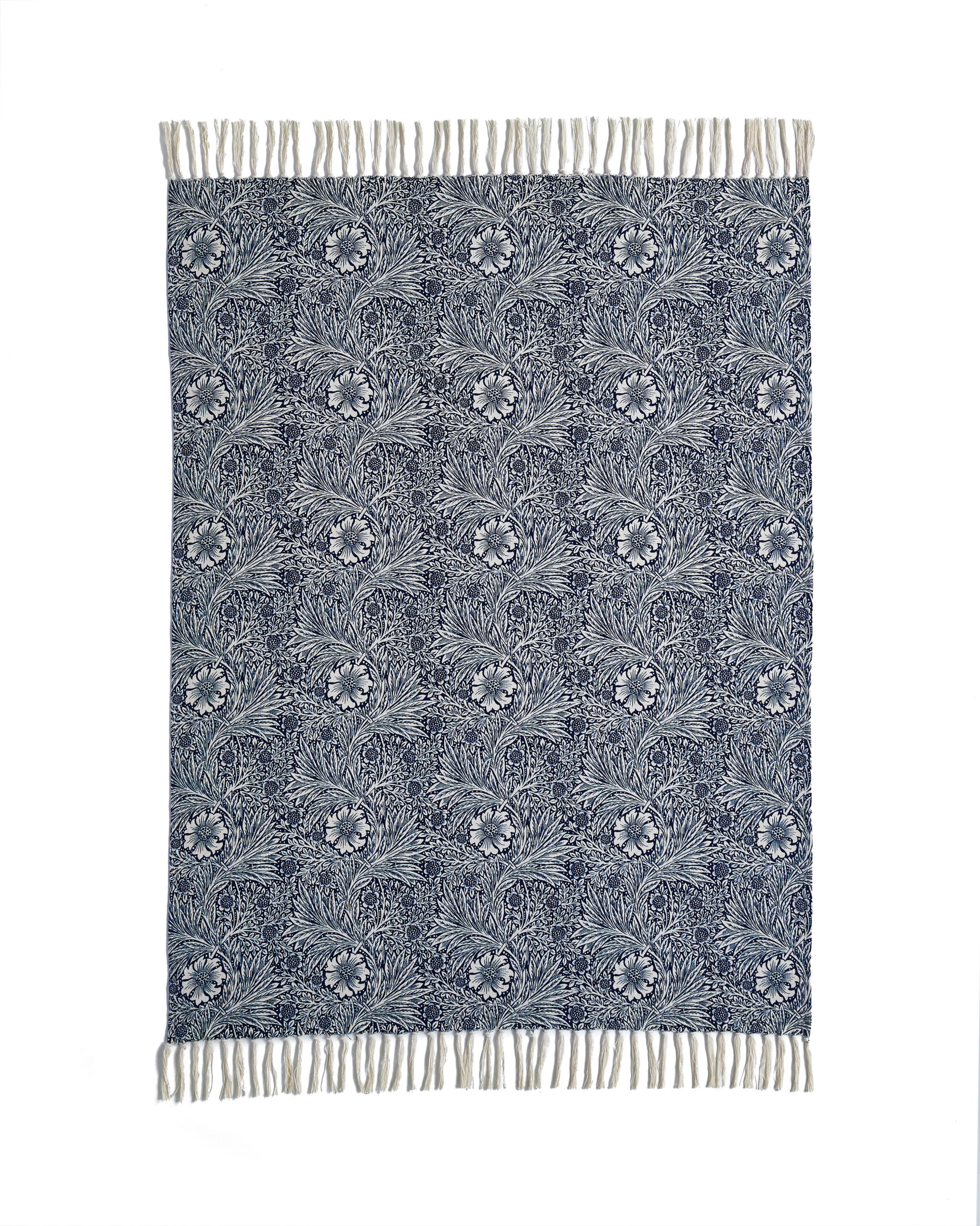 William Morris At Home Marigold 100% Cotton Throw 130 x 170cm - Indigo Blue - Image 3