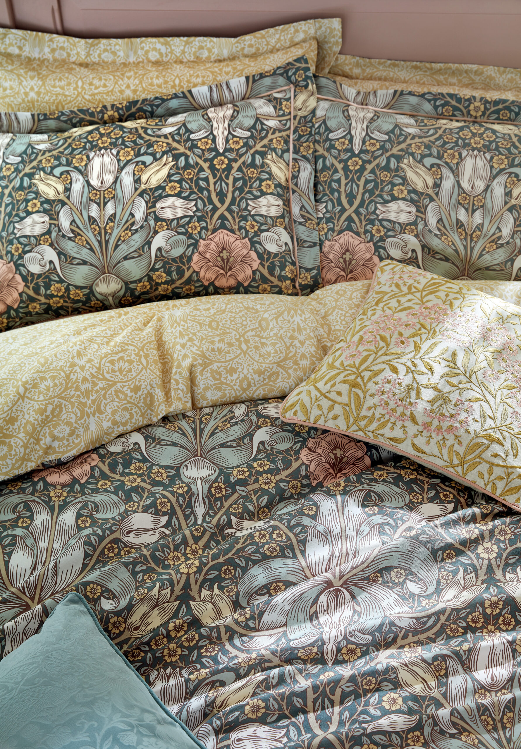 William Morris At Home Spring Thicket 100% Cotton Sateen Duvet Cover Set - Mineral - Image 4
