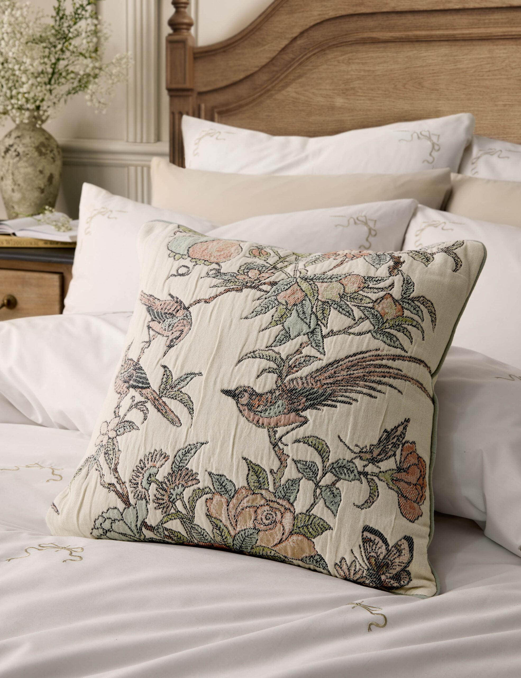 Historic Royal Palaces Hampton Jaquard Microfibre Filled Cushion 45 x 45cm -Multi