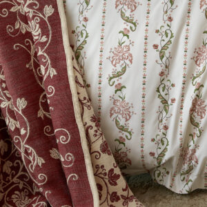 Alternative view of Historic Royal Palaces Tudor Trail 100% Cotton Throw 130 x 170cm - Antique Rose Pink