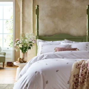 Historic Royal Palaces Victoria Sprig Embroidery 100% Cotton Duvet Cover Set - Rose Pink Sage