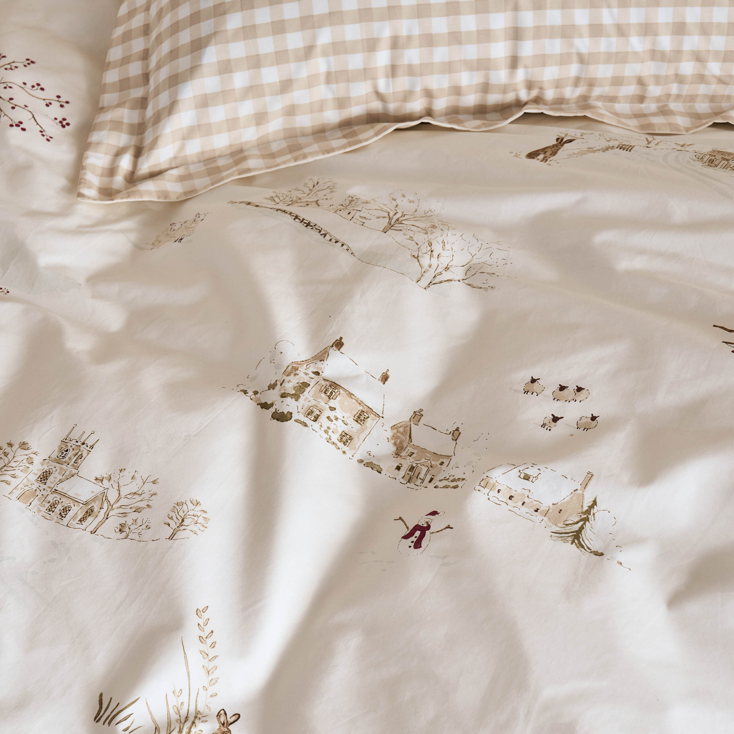 Sophie Allport Winter Scene 100% Cotton 200 Thread Count Duvet Cover Set – Off White - Image 3